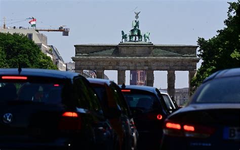 Brussels and Berlin strike deal on 2035 combustion-engine ban